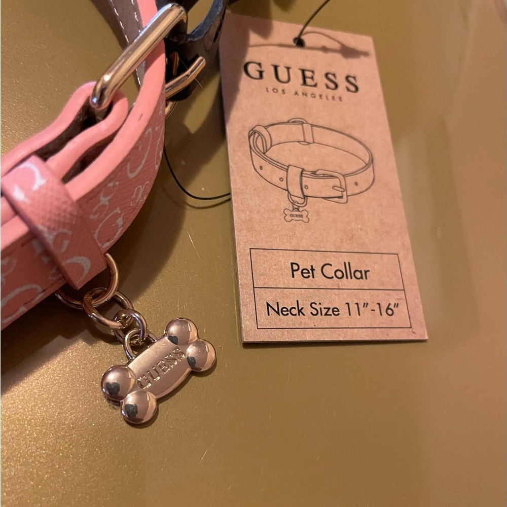 GUESS Dog Collar 🐶 Brand 🆕